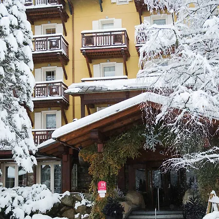 Park Hotell 5*